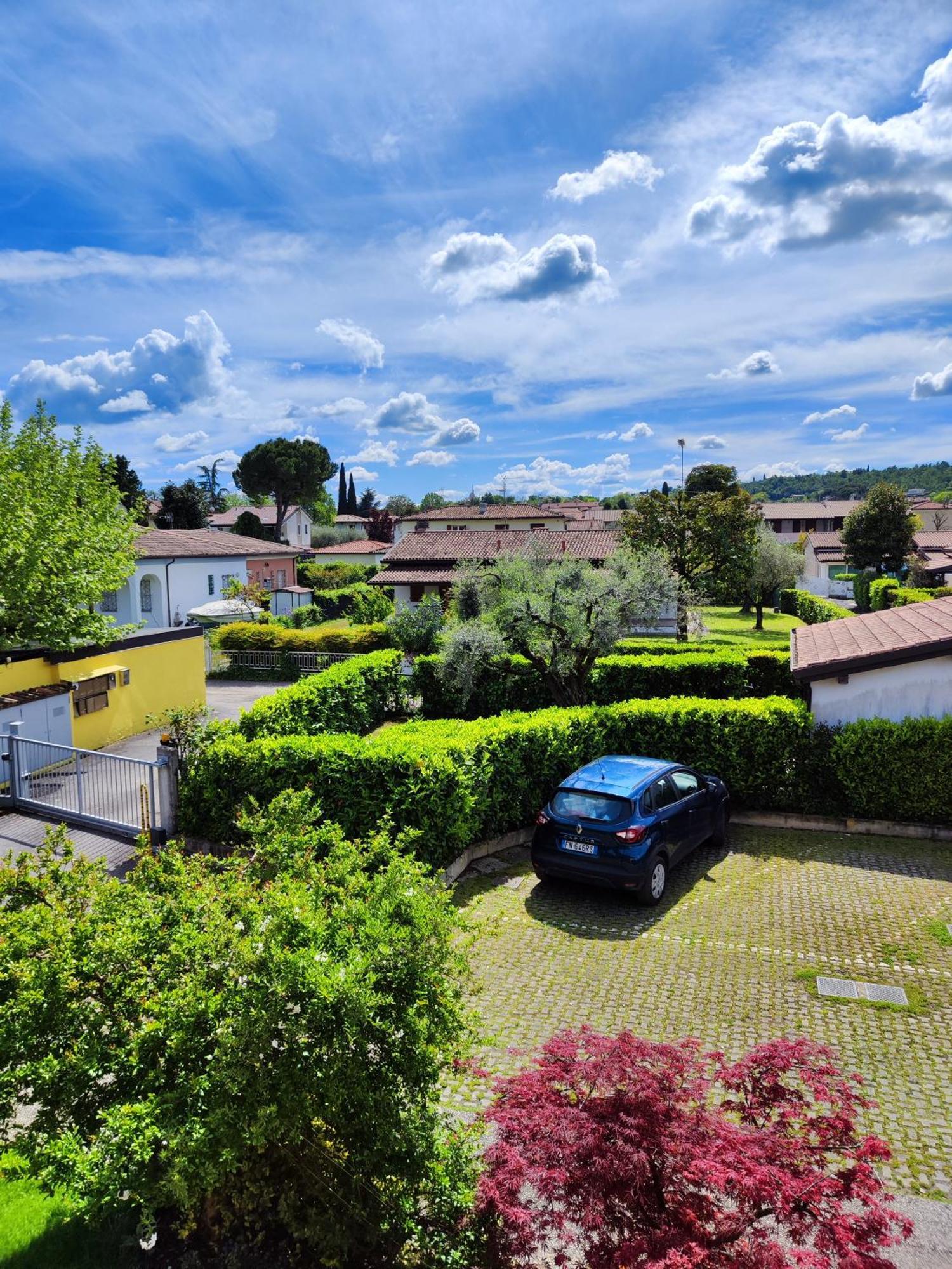 Karol * Manerba del Garda